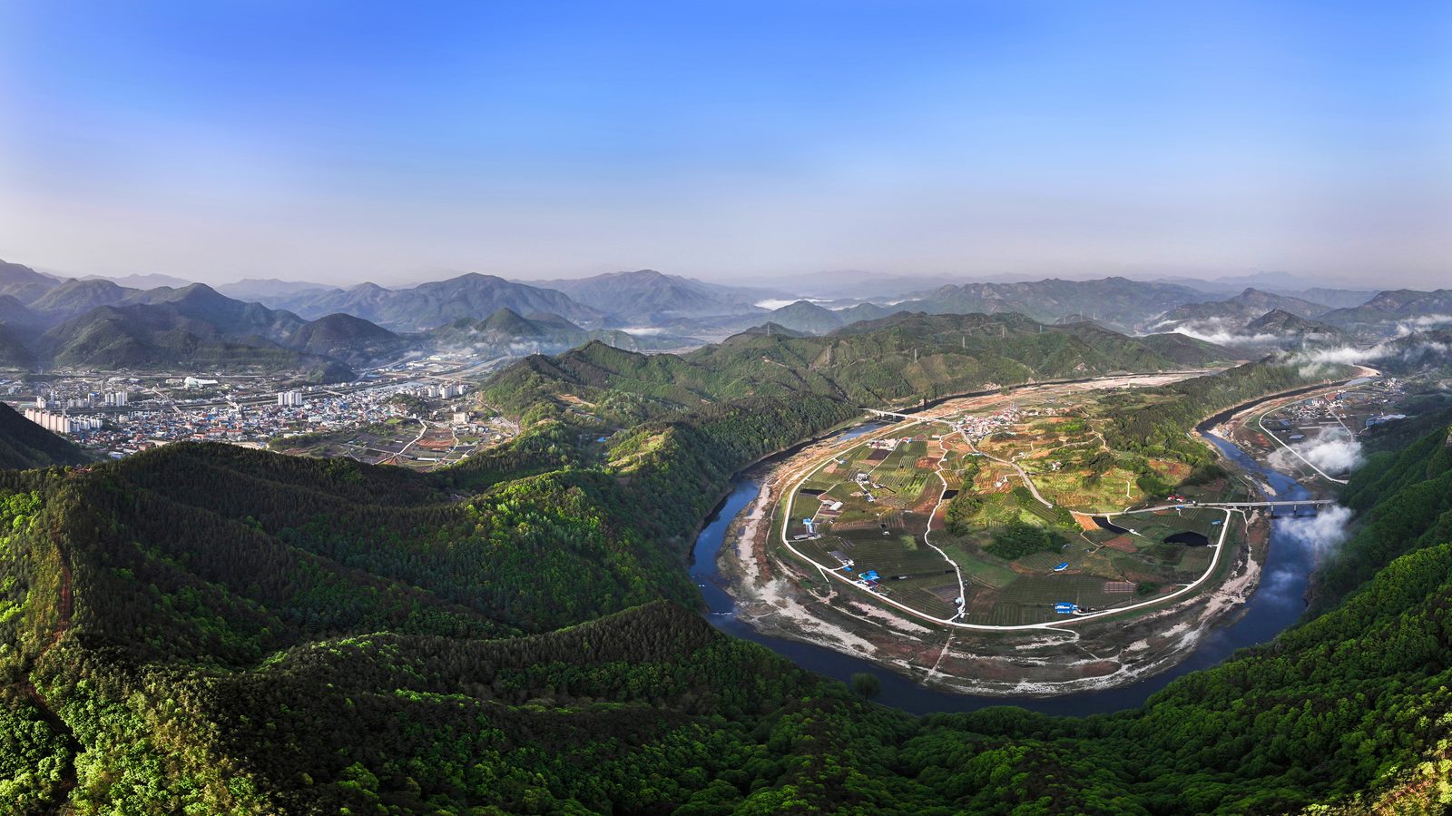 Muju Gucheondong Trail