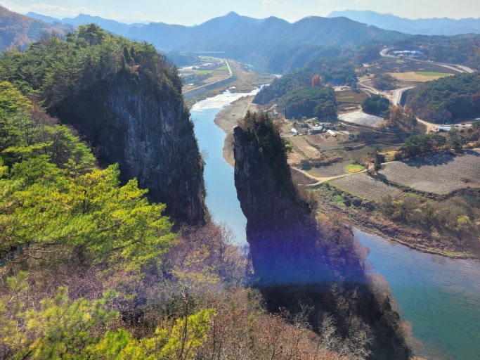 Cheongryeongpo, Seondol & Goshi Cave